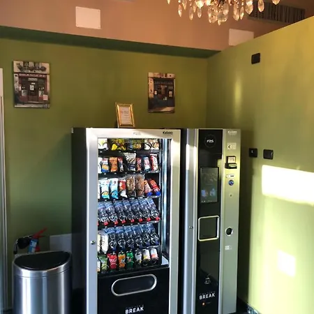 招待所 Villa Camilla Milano Metro 4 4*