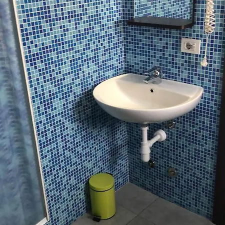 Villa Camilla Milano Metro 4 4* 米兰