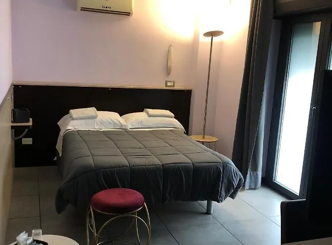 Camilla Metro 4 4* Milano