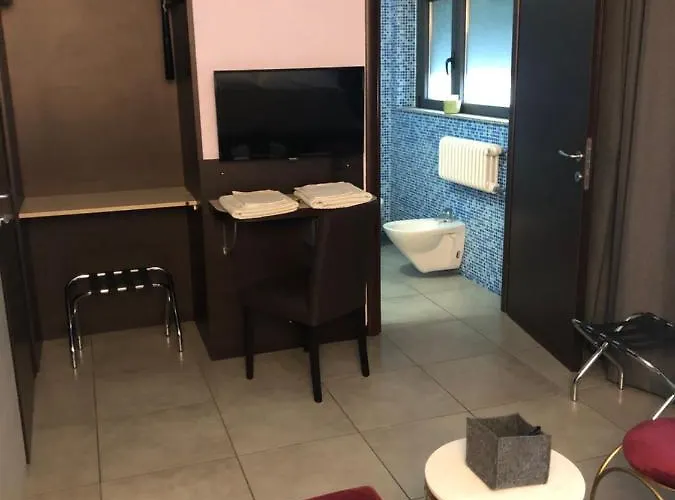 Camilla Metro 4 Affittacamere 4*