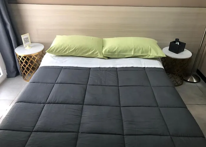 Camilla Metro 4 Affittacamere 4*